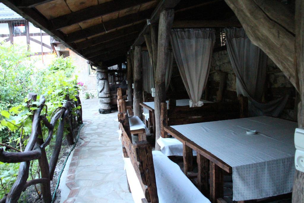 Eco Grill Hotel Restaurant Aquarius Lviv Dış mekan fotoğraf